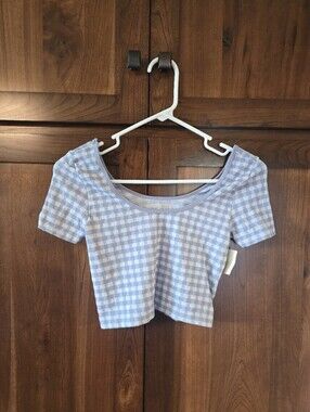 Aeropostale Light Blue and White Check Cropped Knit Top